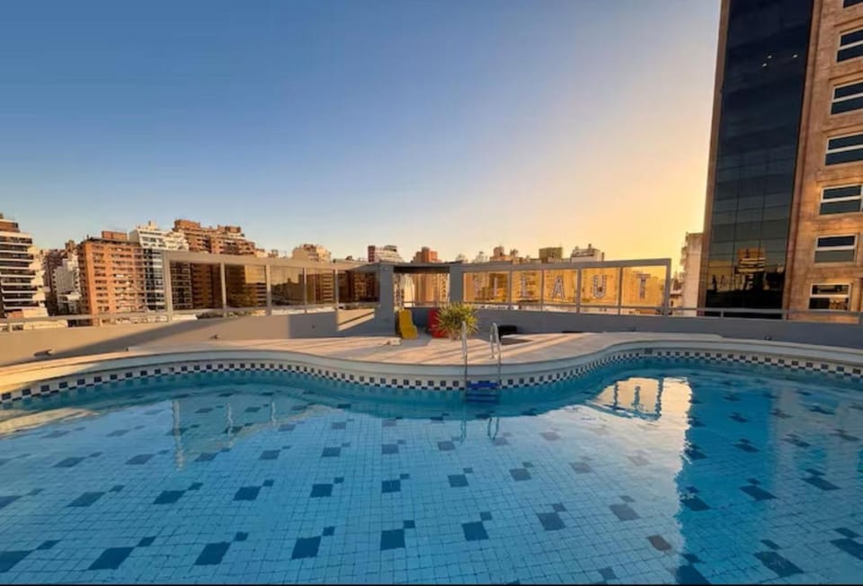 Cerca Patio Olmos, Piscina, Seguridad 24hs, 301 Apartment in Cordoba
