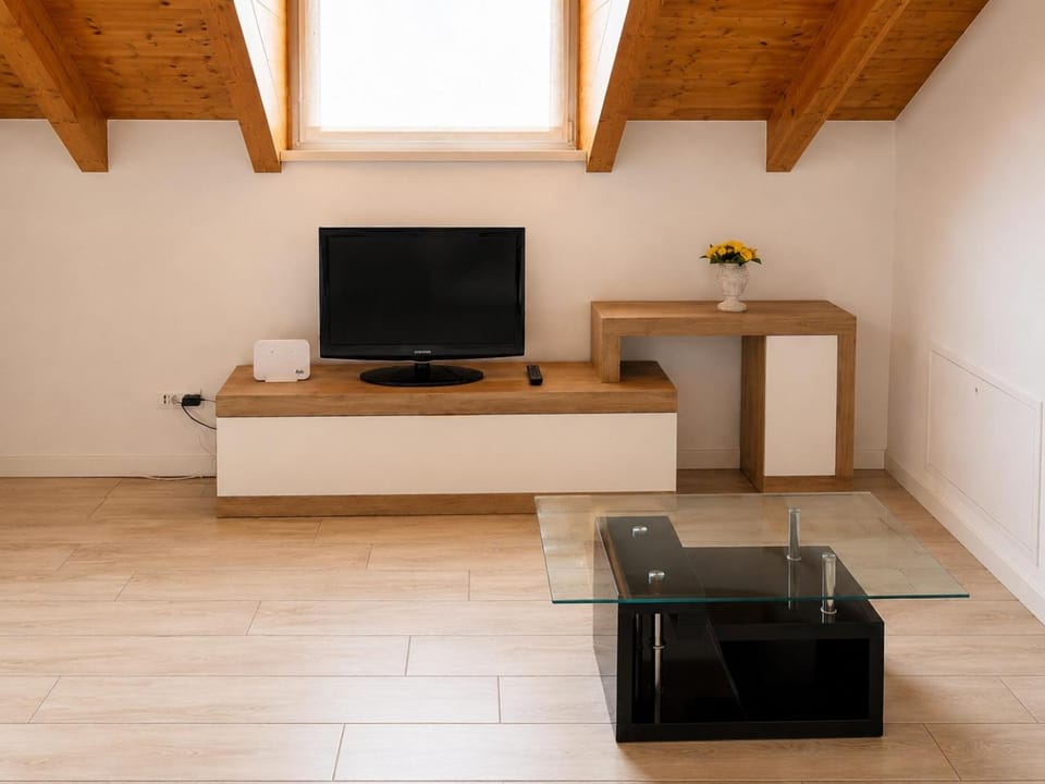 Communal lounge/ TV room, TV and multimedia, Evening entertainment