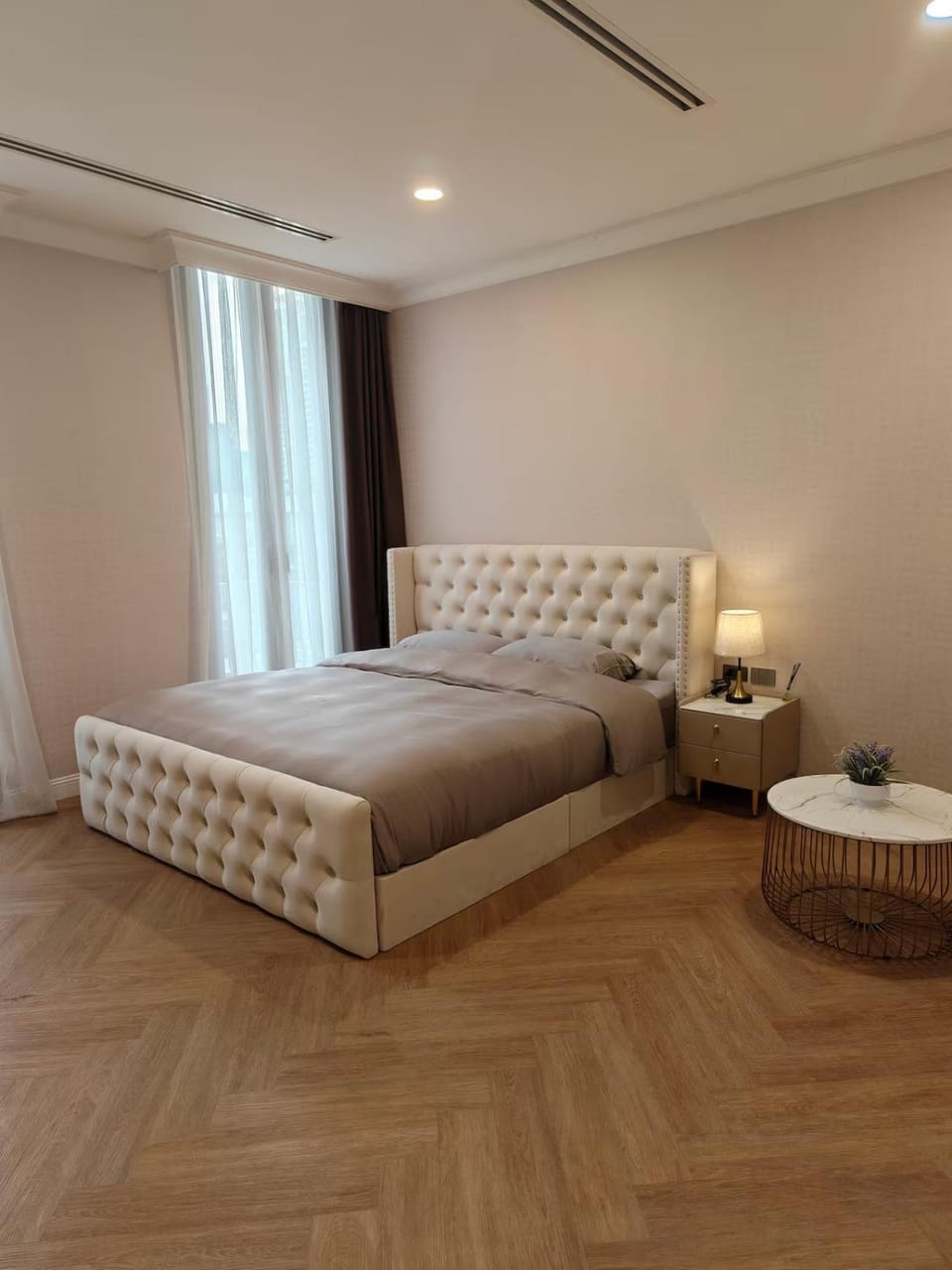 Massive Townhouse in Sukhumvit 49 Terrace House in Bangkok