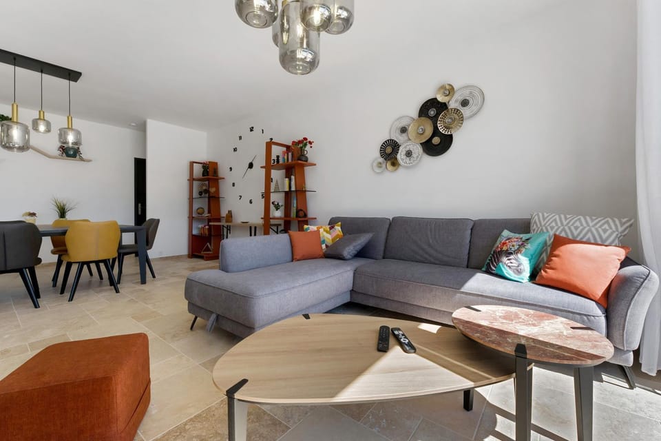 Property building, Living room