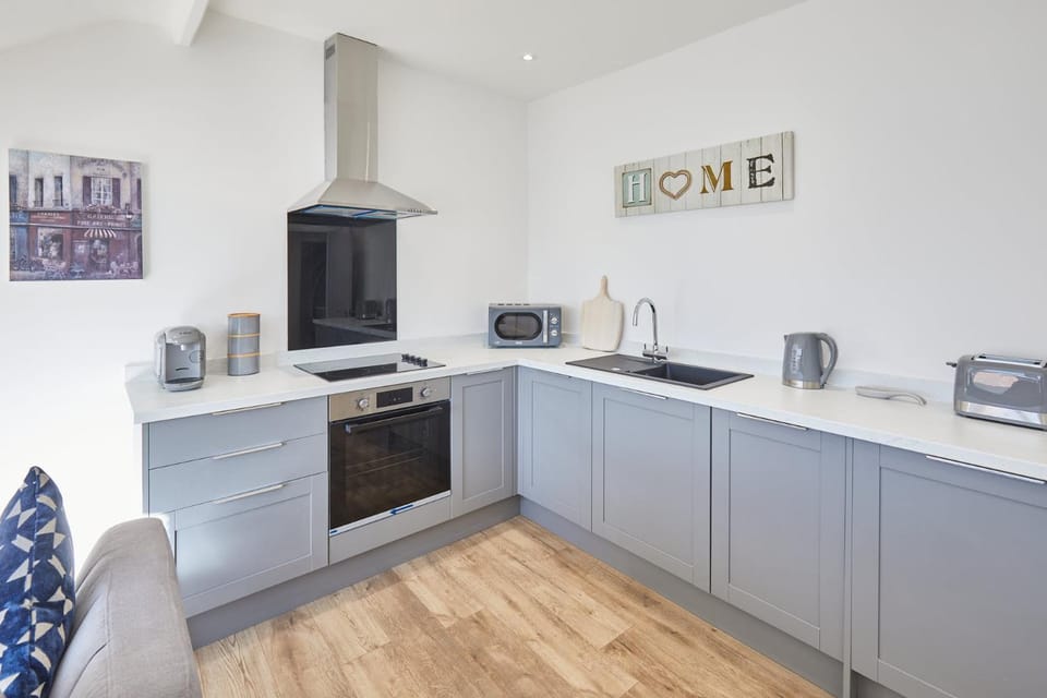 Kitchen or kitchenette, toaster