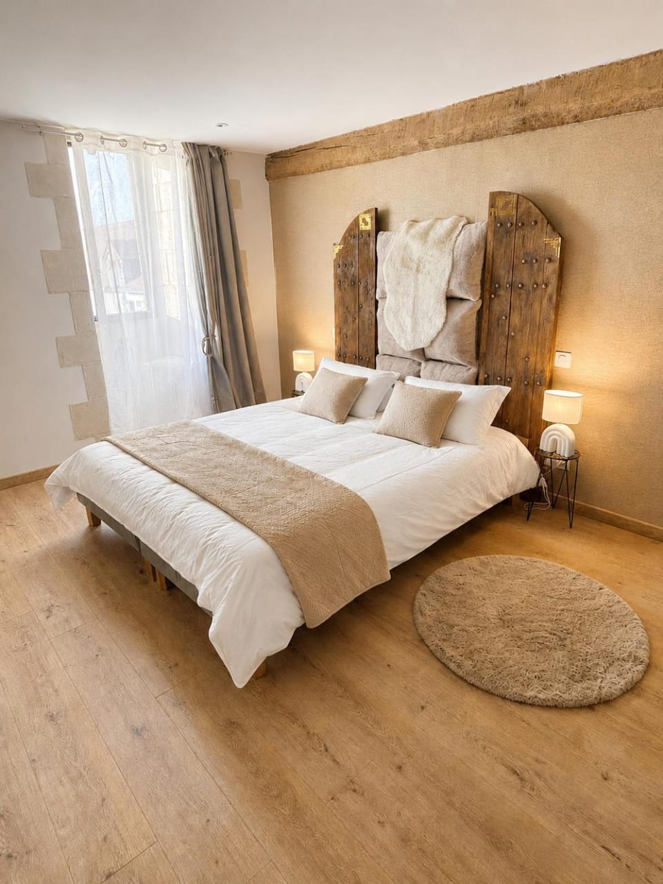Bed, Photo of the whole room