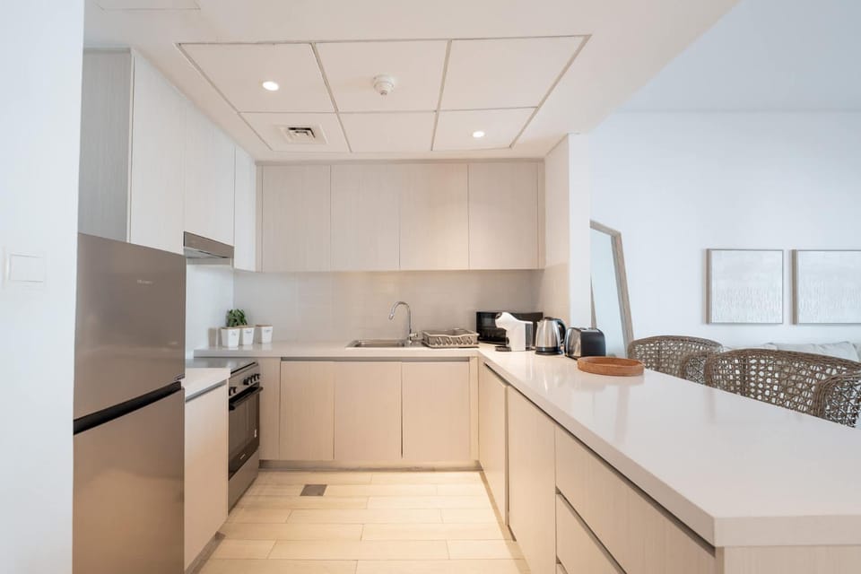 Family Friendly 2-Bed in Water's Edge Apartment in Abu Dhabi