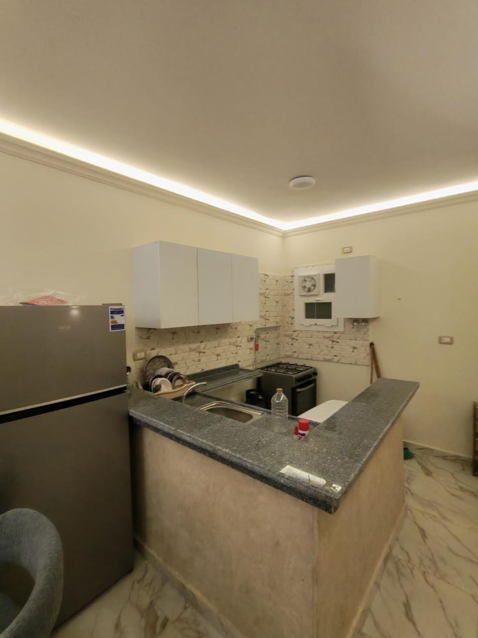 شقه فندقيه بمرسي مطروح تري البحر مكيفه 2001 Apartment in Egypt