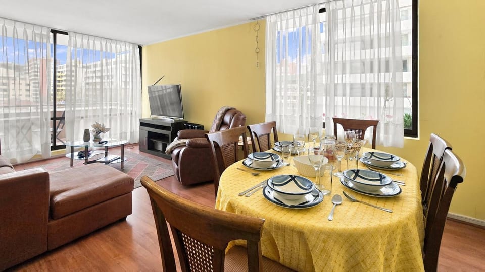 Living room, Dining area