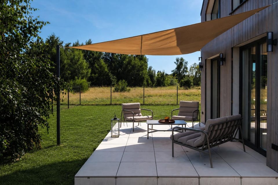 Patio, Garden, Balcony/Terrace, Seating area, sunbed