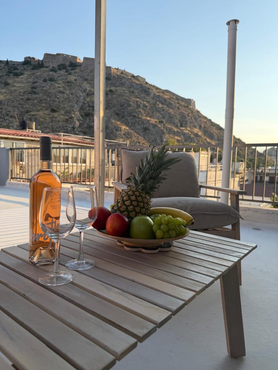 Balcony/Terrace, Mountain view