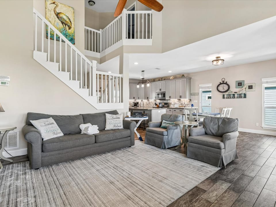 Kitchen or kitchenette, Living room, Seating area, furniture