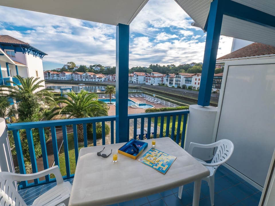 View (from property/room), Balcony/Terrace