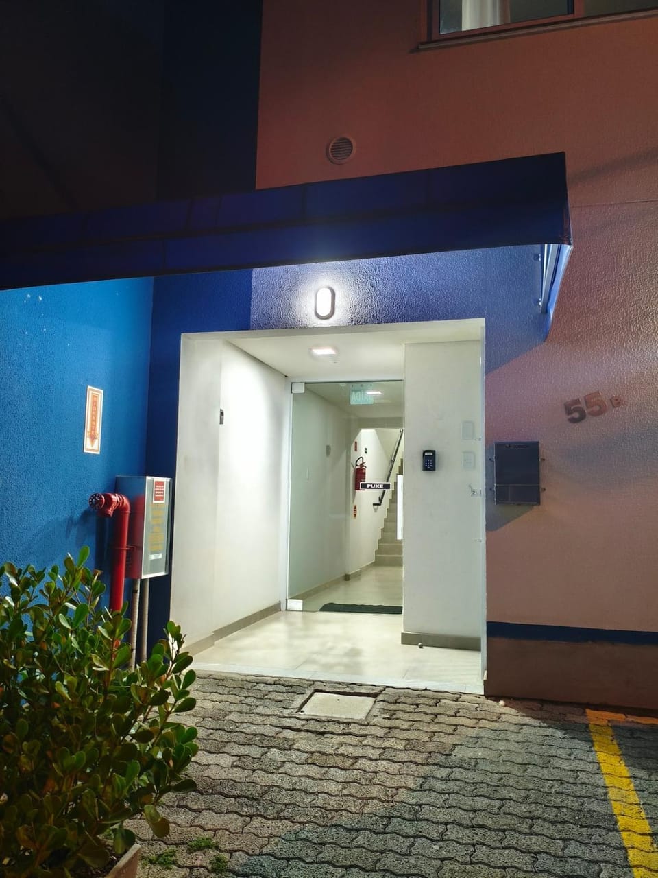 Apto excelente localização wi-fi até 6P + garagem Apartment in Blumenau