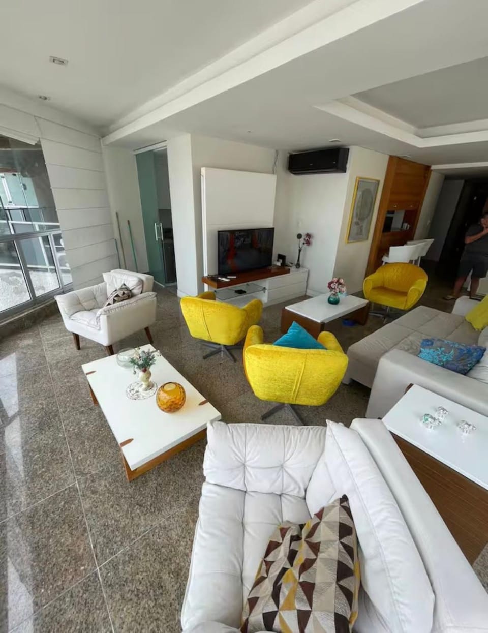 Communal lounge/ TV room, TV and multimedia, Living room, Seating area