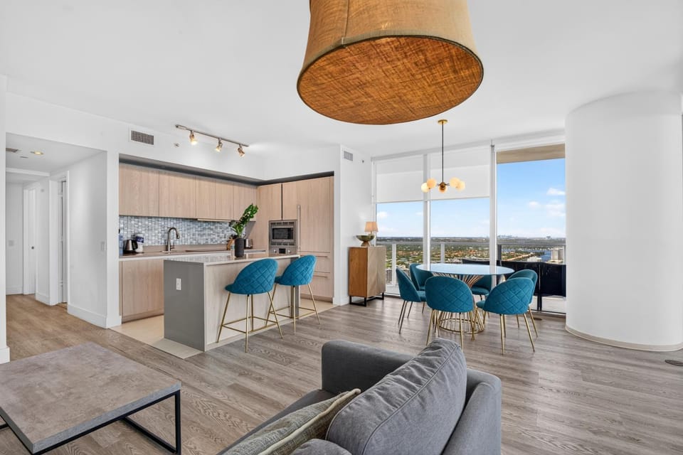 Kitchen or kitchenette, Living room, Dining area