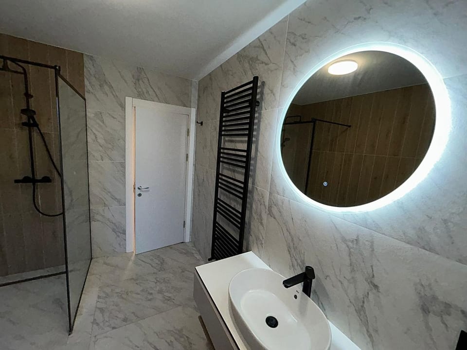 Grand Chalet Nivora I Ground Apartment in Brasov