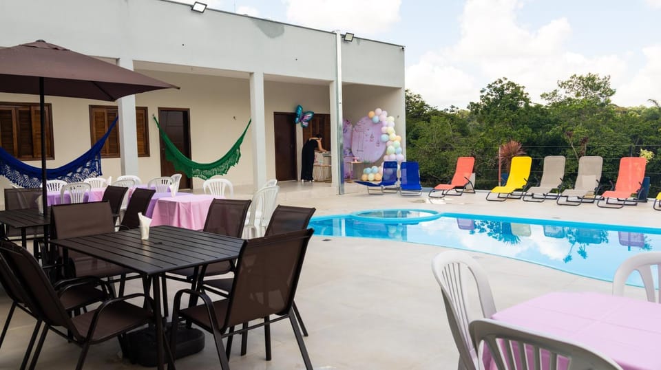 Sítio coqueiro dourado Chalet in Contagem