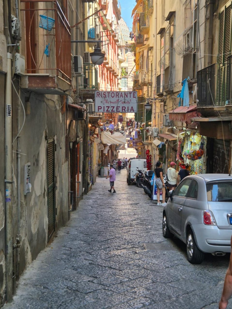 Day, Neighbourhood, City view, Street view, Location