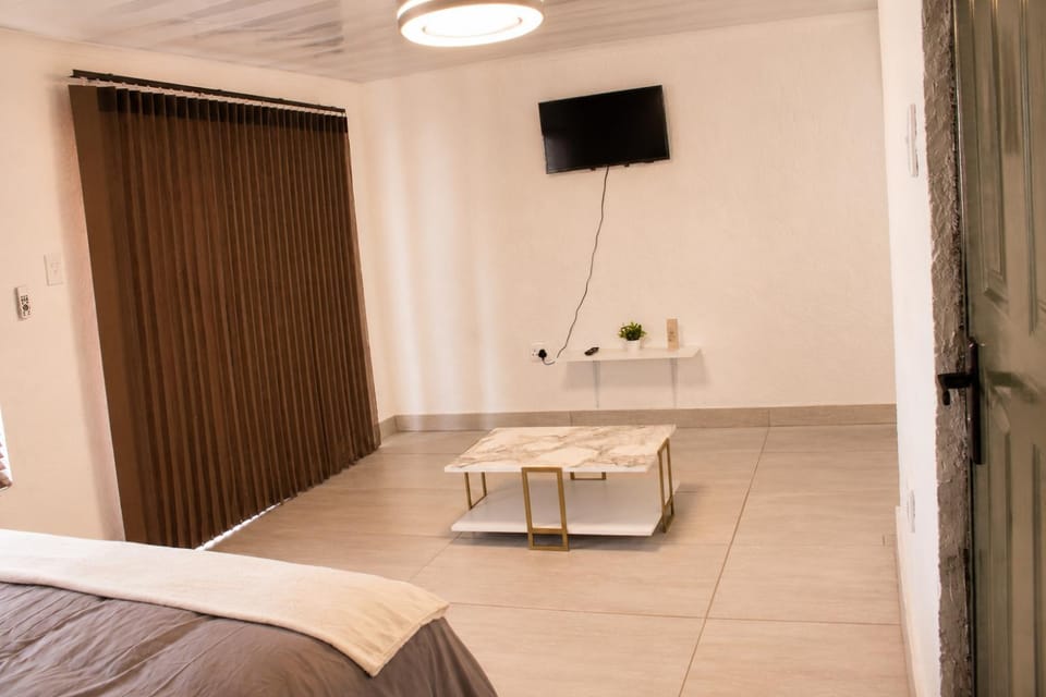 TV and multimedia, Photo of the whole room