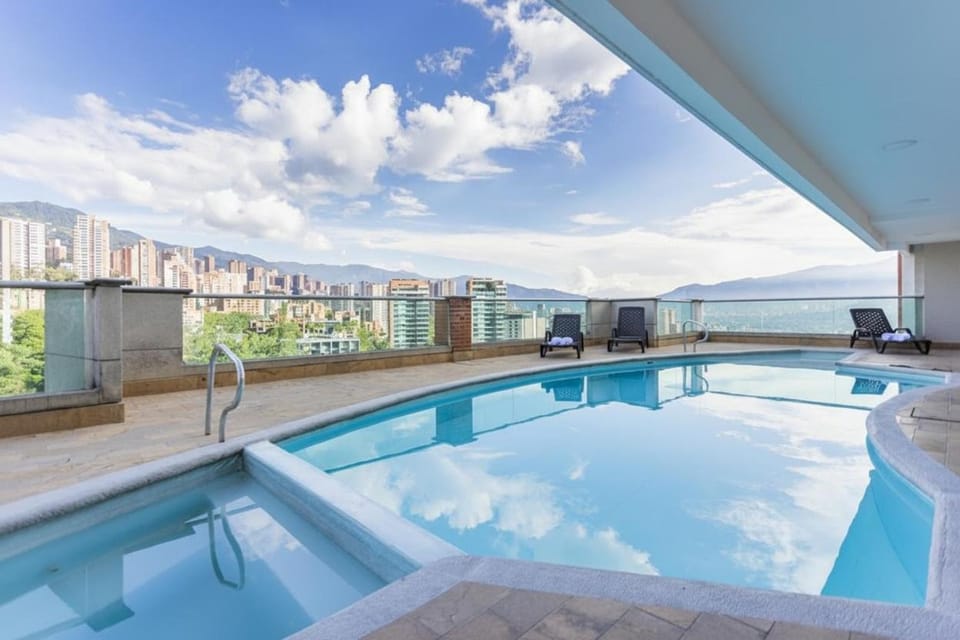Pool view, Swimming pool
