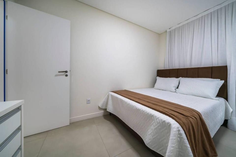 Apartamento 2 Suítes, com Vaga Dupla, perto da Praia - Bombas - Bombinhas Apartment in Bombinhas
