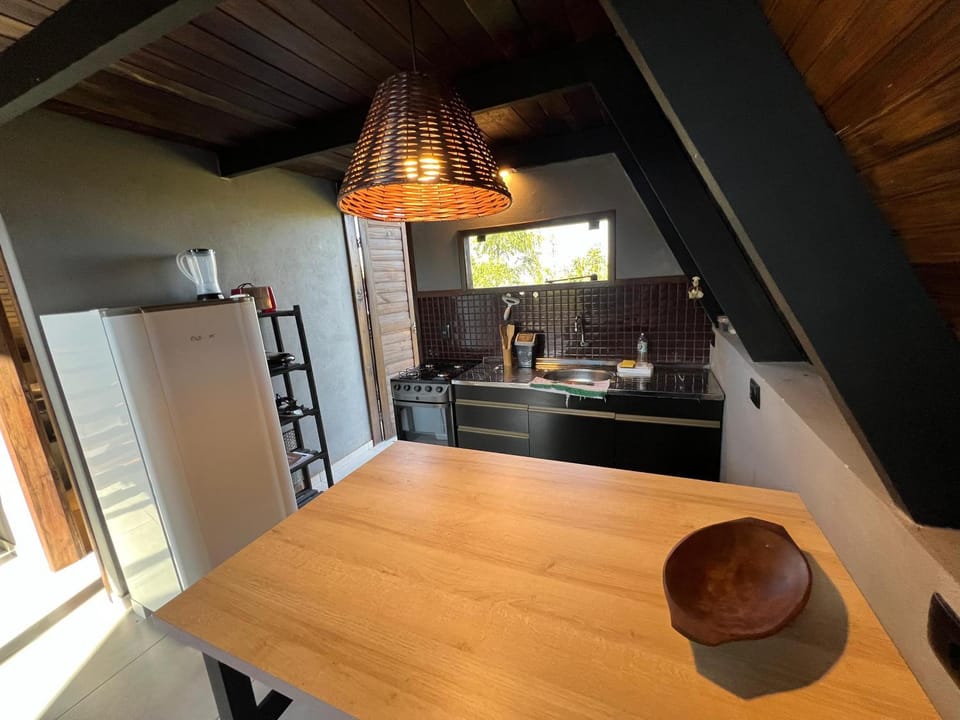 Kitchen or kitchenette, Dining area, stove