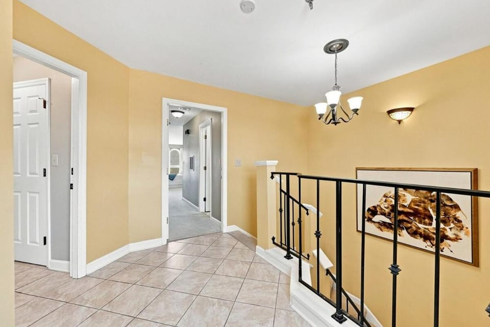 Oceanview, Pool, Beach Stay - Dolphin Dreams Delight Apartment in North Topsail Beach