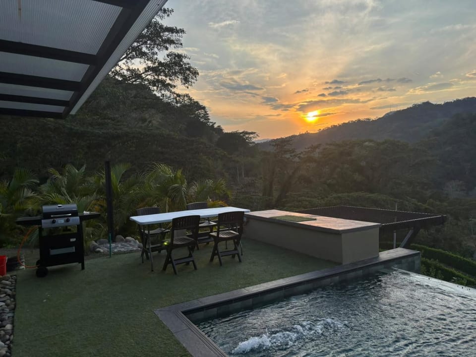 Garden view, Pool view