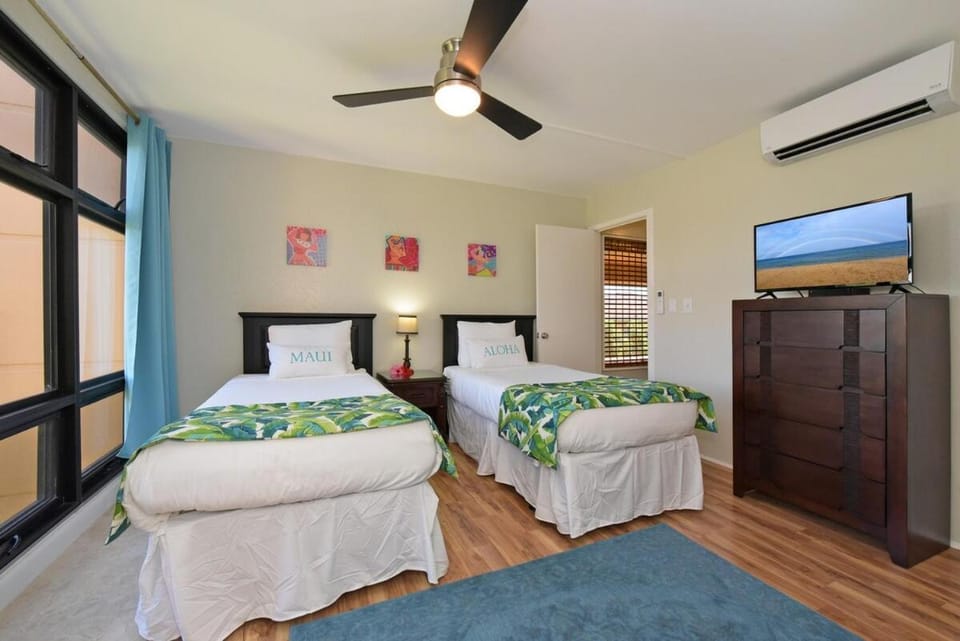 Charming 2BD w Ocean Views Near Beach - KV F401 House in Napili-Honokowai