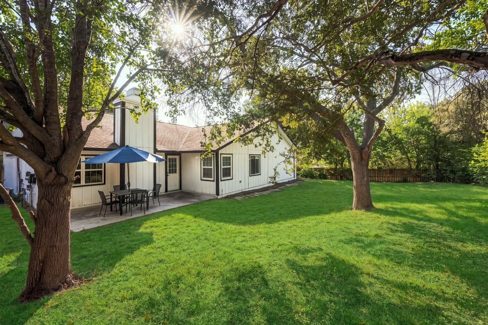 San Antonio 4BR Near Randolph AFB and 1604 House in San Antonio