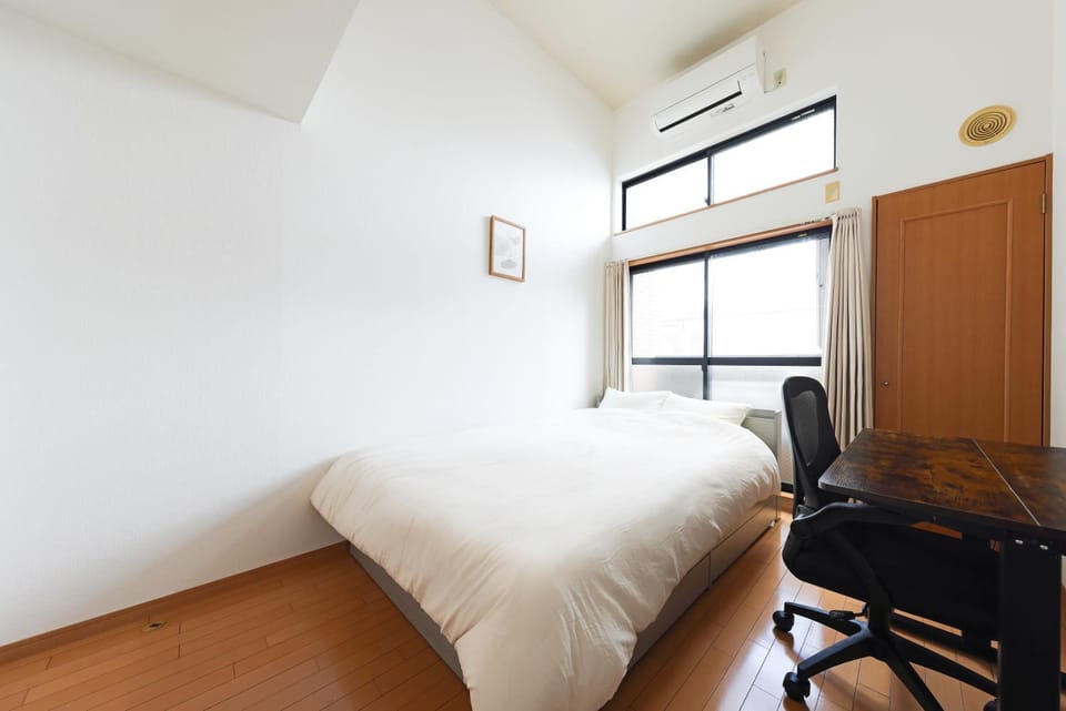 メルクス平尾102 博多,天神アクセス抜群,最大3名,ロフト付1部屋貸切,高速Wi-Fi,洗濯機完備で長期滞在も快適 Apartment in Fukuoka