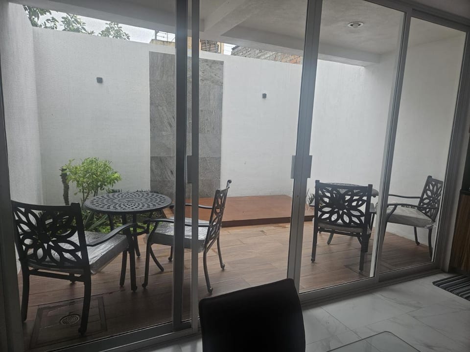 Seating area