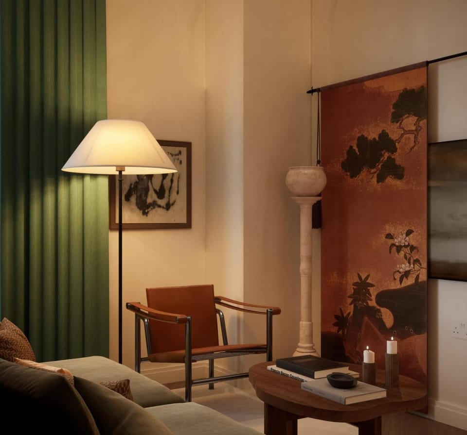 Living room, Seating area