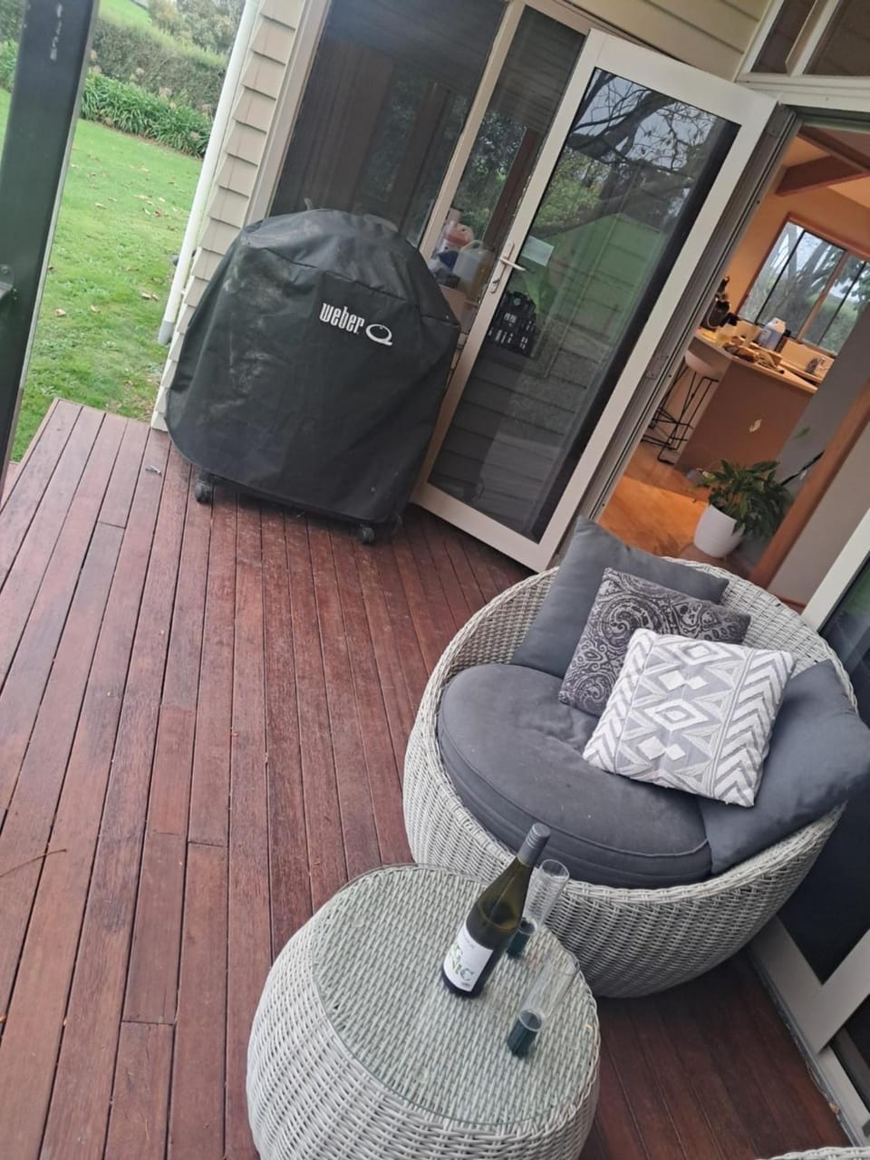 5 Bedroom House in Ngahinapouri House in Waikato