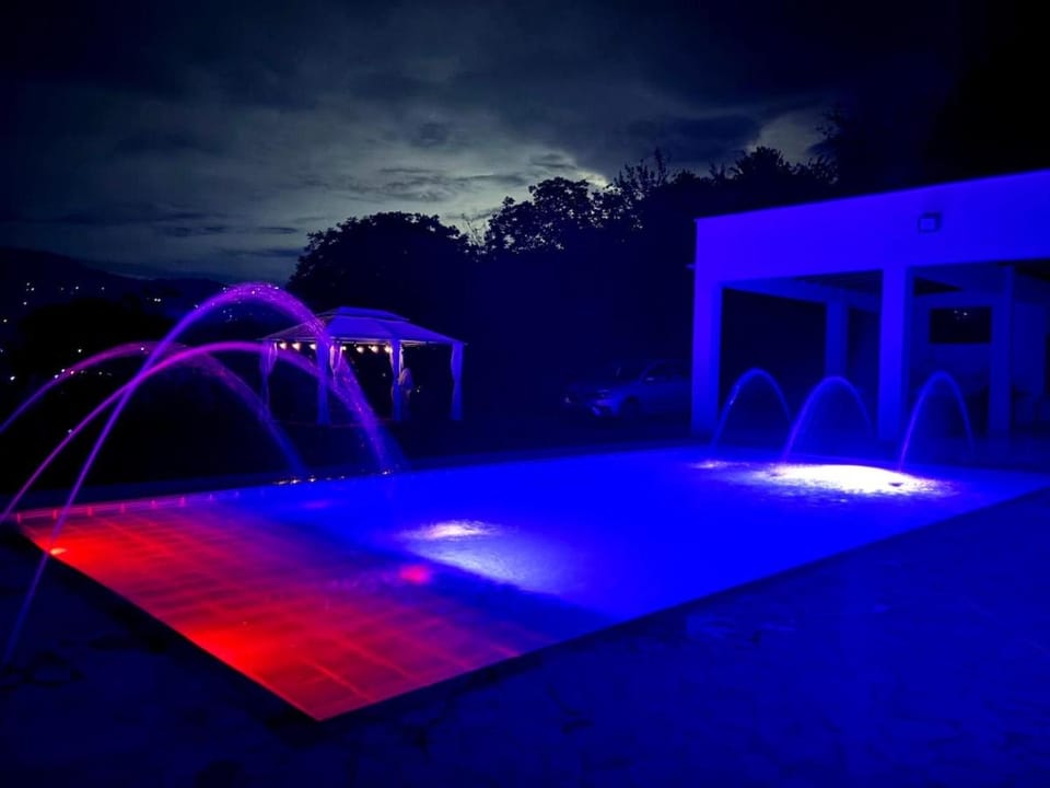 Luxury Estate, Pool with Nature and Relaxation Villa in Antioquia