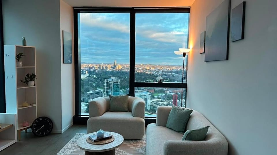 Panoramic Views - 2BR at Australia 108, Level 41 Apartment in Southbank