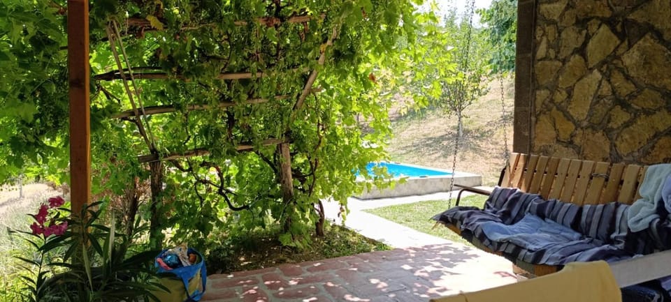 Vikendica negovanovic House in Serbia