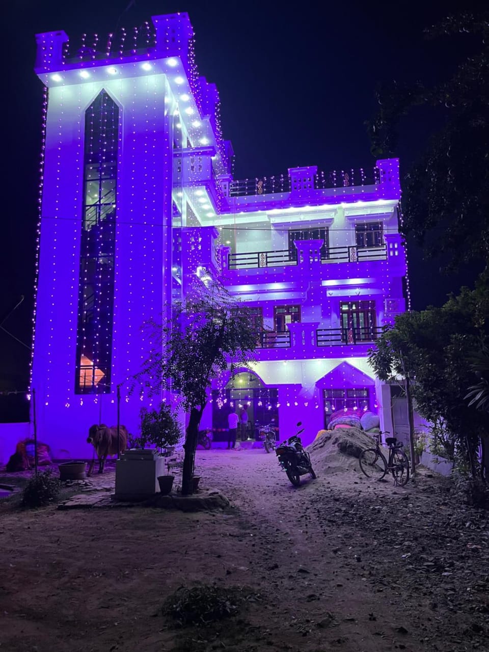Shree Yagya shanti pg Apartment in Uttar Pradesh