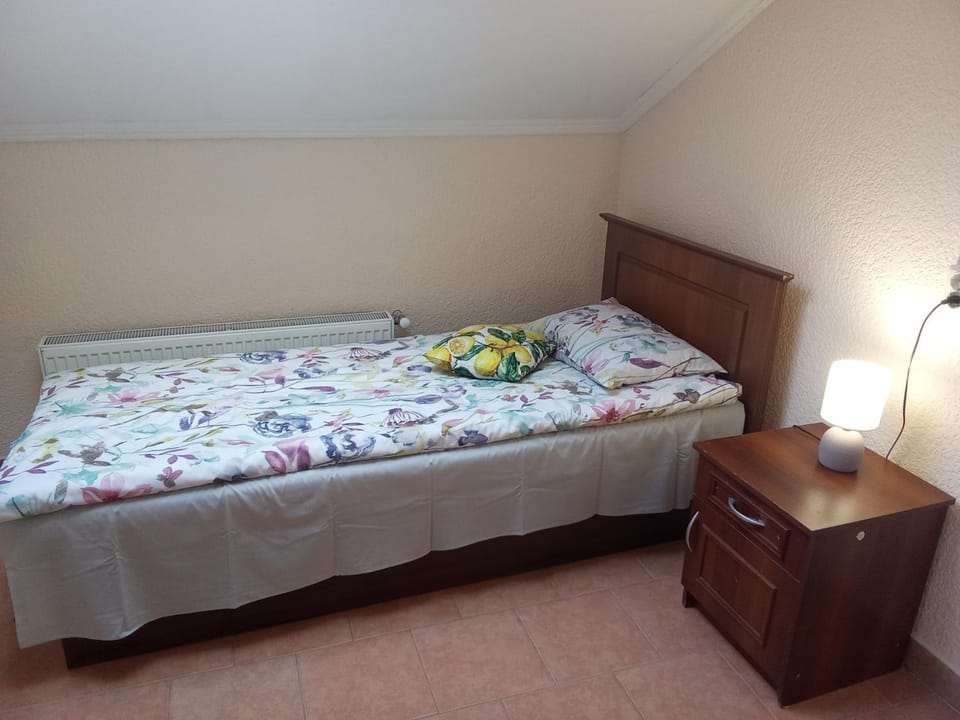Центр 2 спальні , 5 місць Apartment in Ukraine