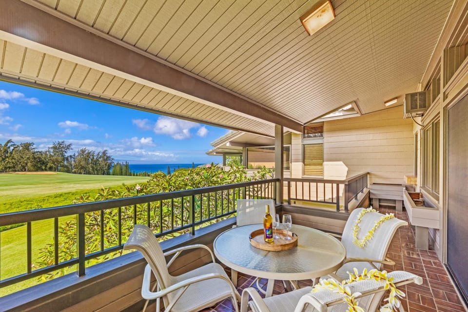 Upper-Level Villa on the Golf Course with Ocean Views - Kapalua Ridge 2321 House in Kapalua