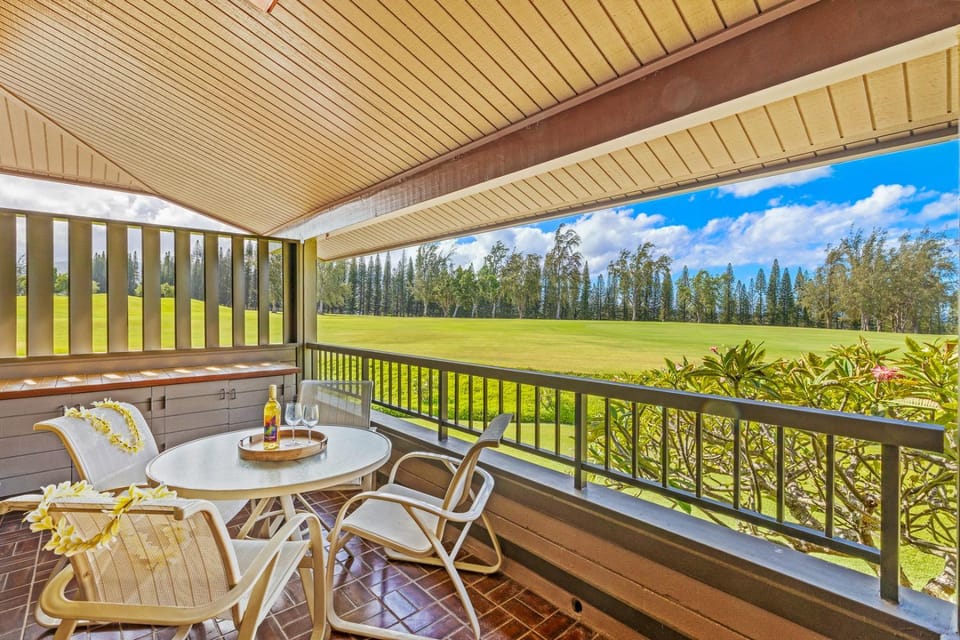 Upper-Level Villa on the Golf Course with Ocean Views - Kapalua Ridge 2321 House in Kapalua