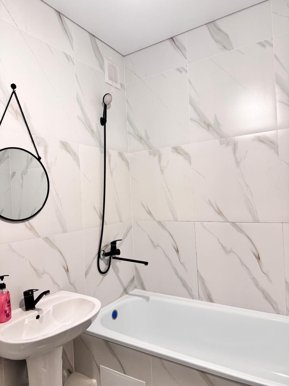 ПОСУТОЧНАЯ квартира Apartment in Kazakhstan