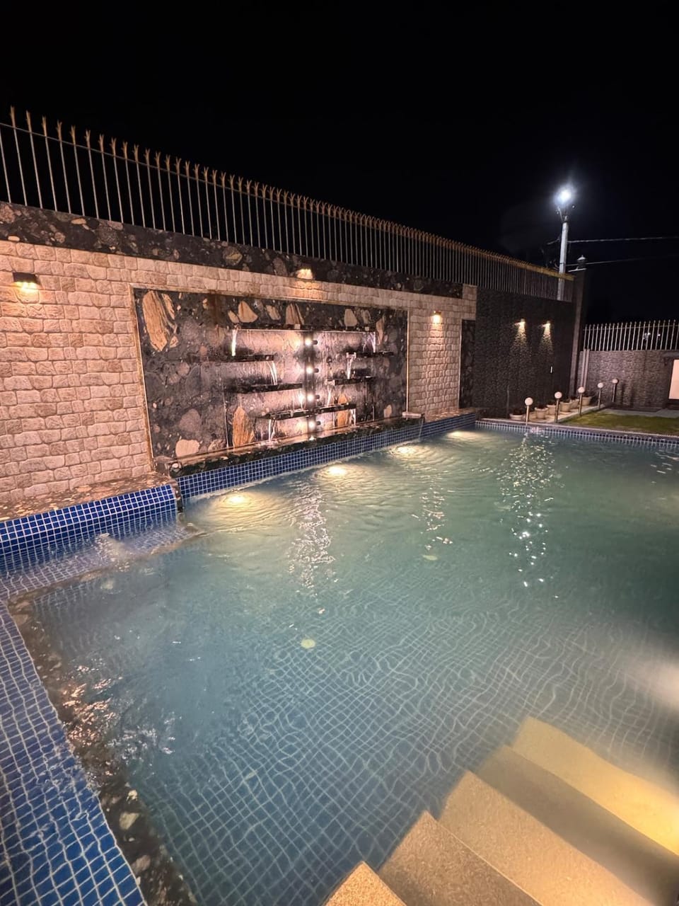 Perfect luxury pool villa for a peaceful getaway Villa in Jaipur
