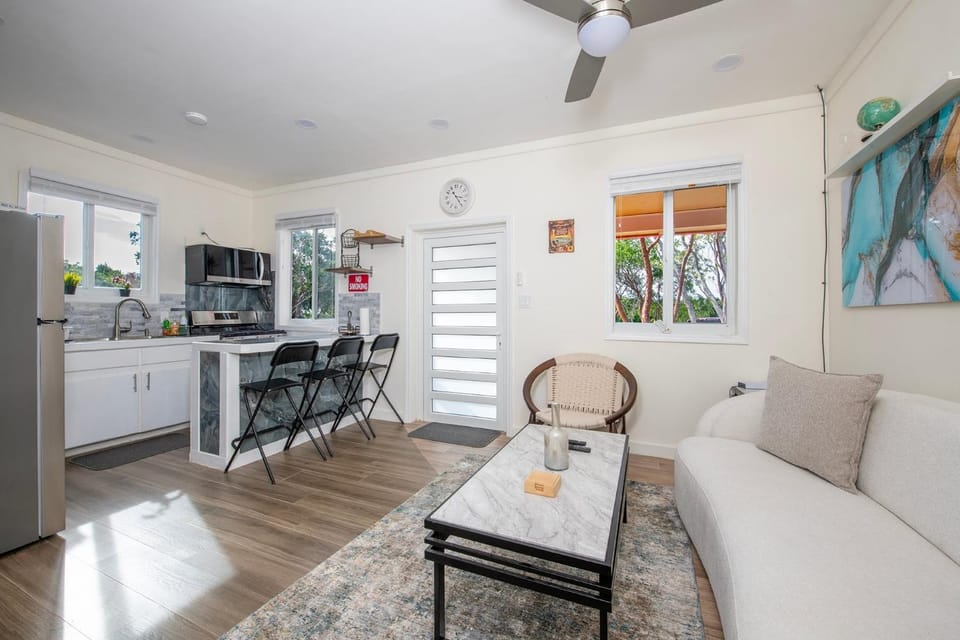 Starlit Retreat - Brand New Cottage Steps from Caribbean-Side home House in North Eleuthera