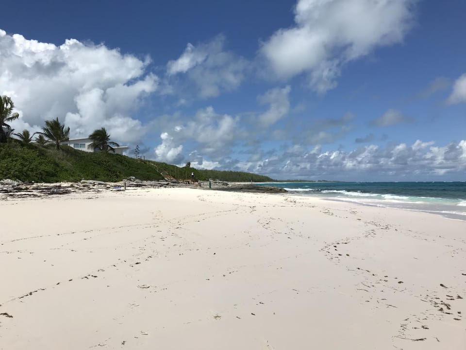 Starlit Retreat - Brand New Cottage Steps from Caribbean-Side home House in North Eleuthera
