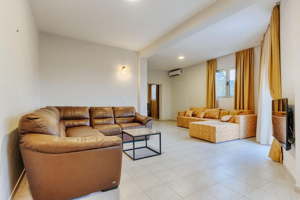 ZIS VILLA pool Villa in Ulcinj Municipality