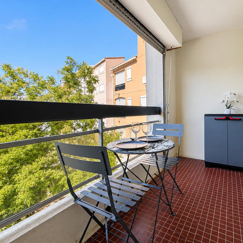 Le petit Caraïbes - Parking, proche plage & port Apartment in Agde