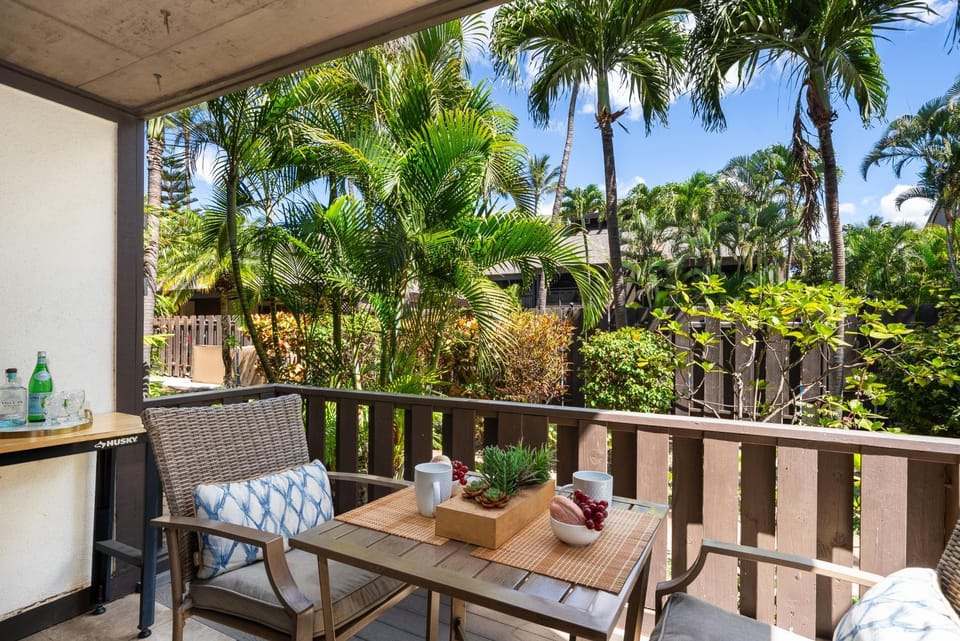 Relaxing 1BD Condo w AC Pool Beach Nearby - Kihei Resort 127 House in Kihei