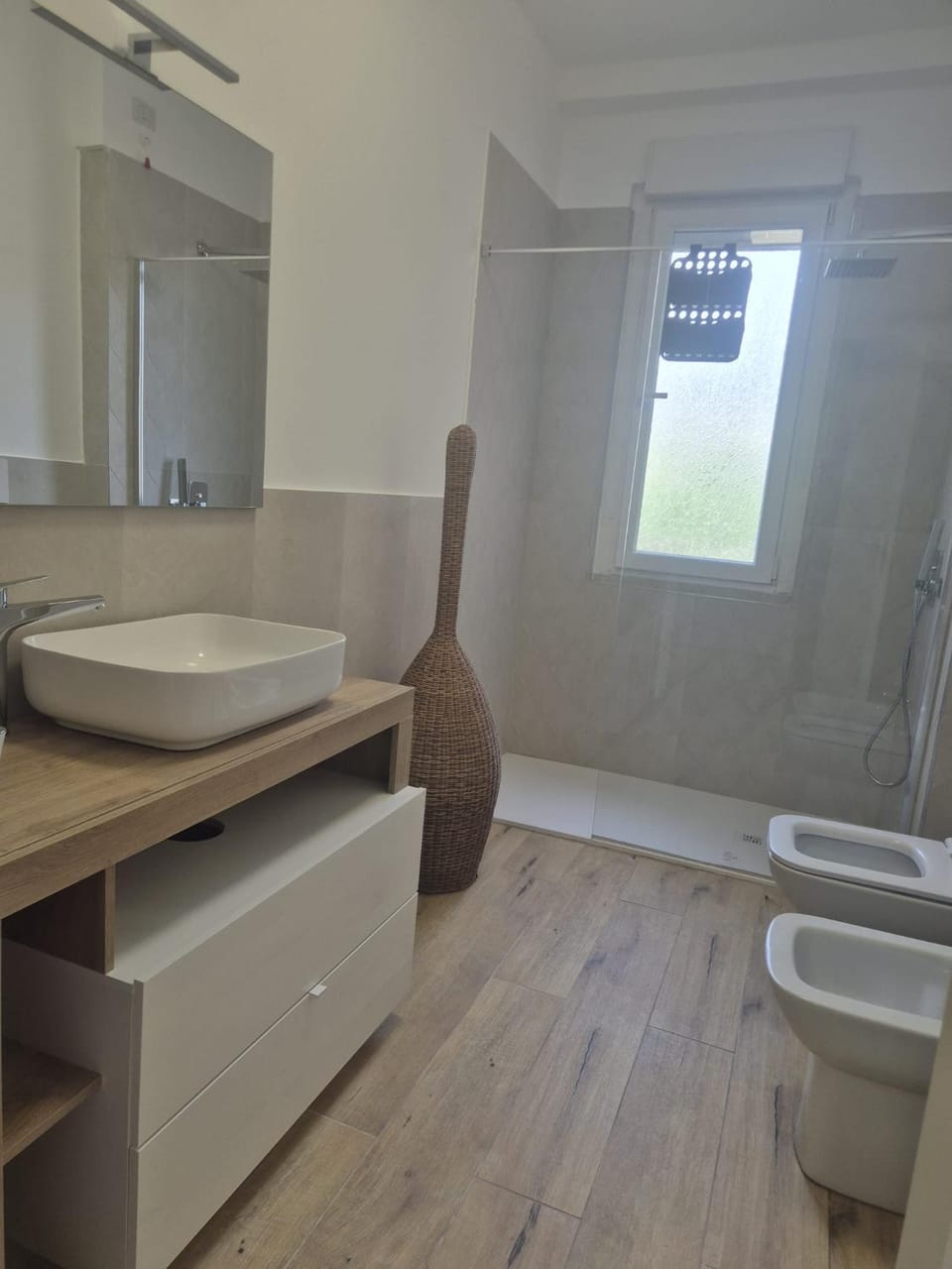 Shower, Toilet, Bathroom, bidet