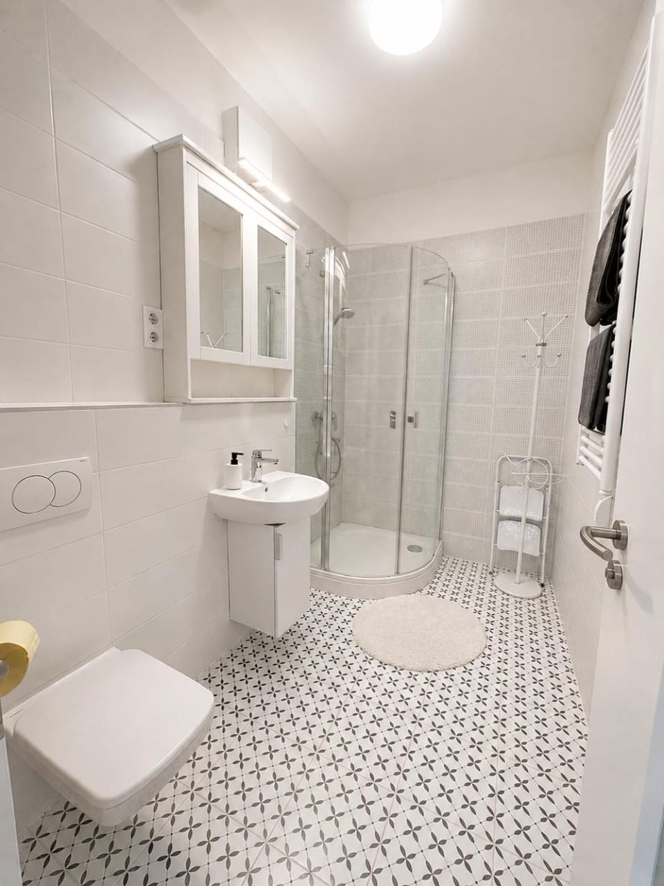 Shower, Bathroom