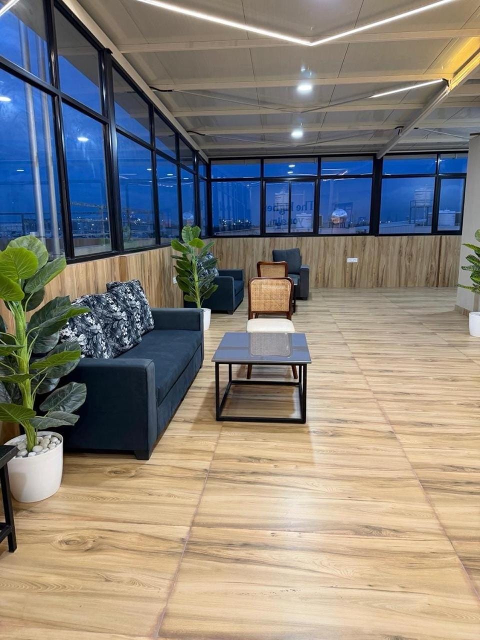 Cozy Connect Elegant 1BHK Near EmbassyTechVillage Apartment in Bengaluru
