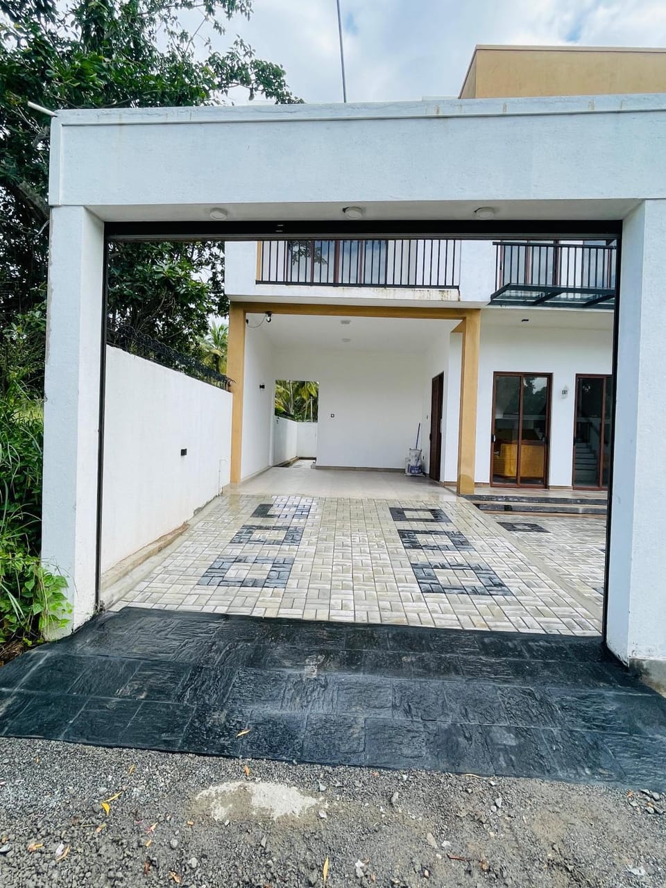 Surya Sunrise Apartment in Negombo
