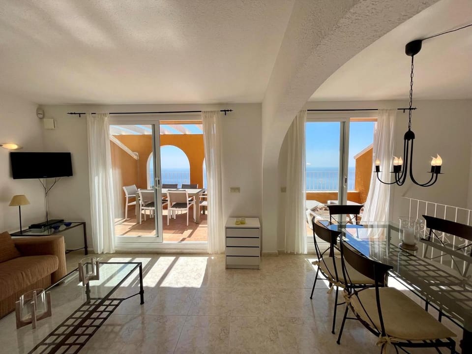 Living room, Dining area, Sea view